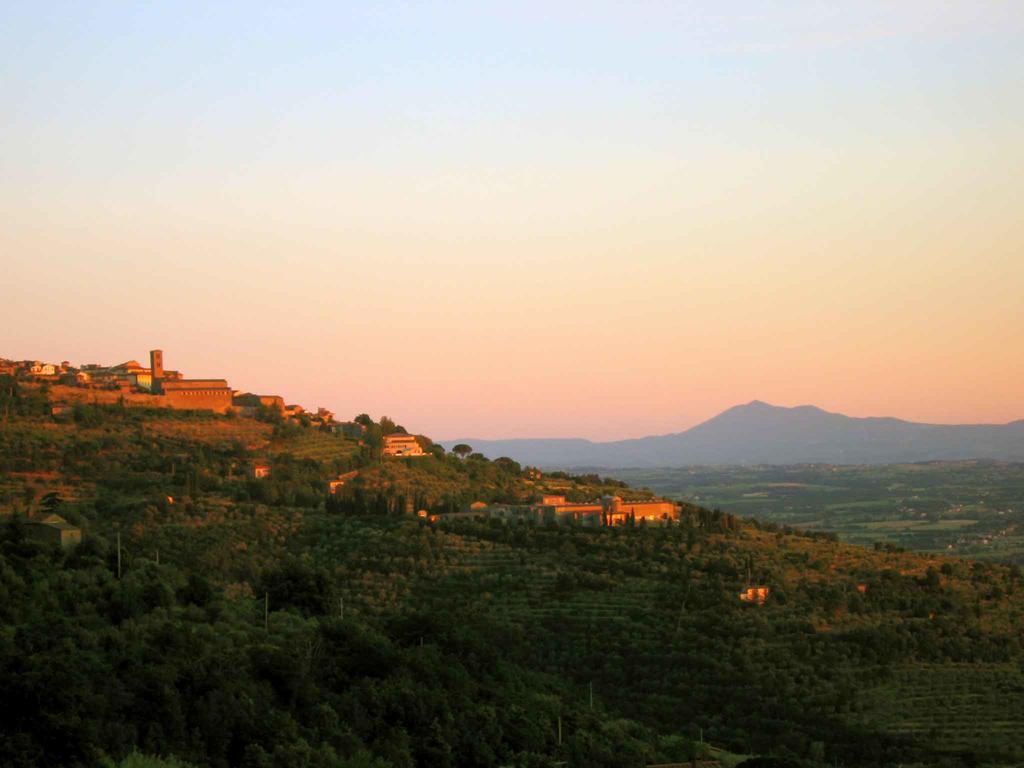 Locanda San Martino A Bocena Cortona Ngoại thất bức ảnh